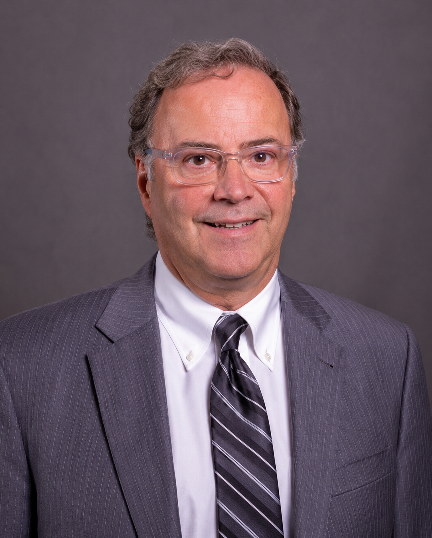 male_gray_suit_glasses_portrait_1500x1865_lossless