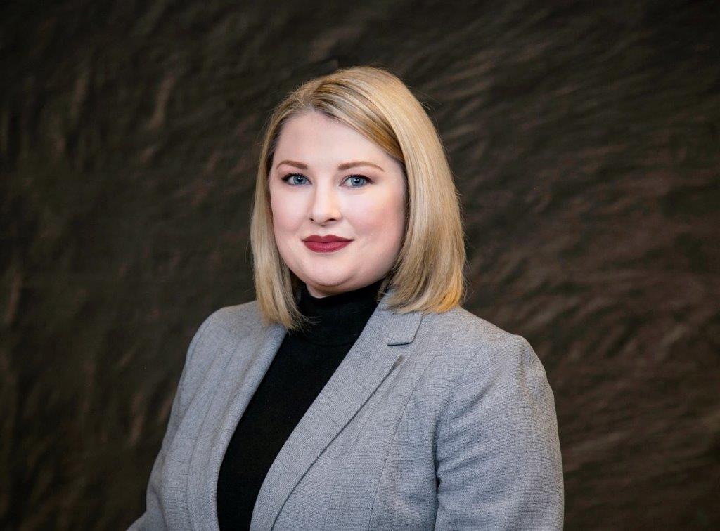 Allyssa C. Embery-Zimmaro<br />
